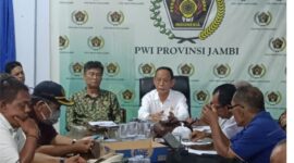 Ketua PWI Provinsi Jambi, H Ridwan Agus Depati, Pimpin Rakor Dengan seluruh pengurus harian yang baru dikukuhkan 