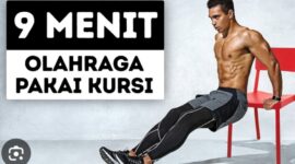Ilutrasi untuk menjaga kesehatan pinggul gunakan kursi hanyabl beberapa gerakan sederhana.