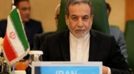 Menteri Luar Negeri Iran, Abbas Araghchi, menyatakan negaranya tidak tunduk pada AS, Iran  bukan Venezuela yang dapat dipaksa menyerah melalui operasi militer atau pergantian rezim.