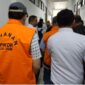 Tiga tersangka kasus dugaan korupsi disdik Jambi Dilimpahkan ke kejaksaan.