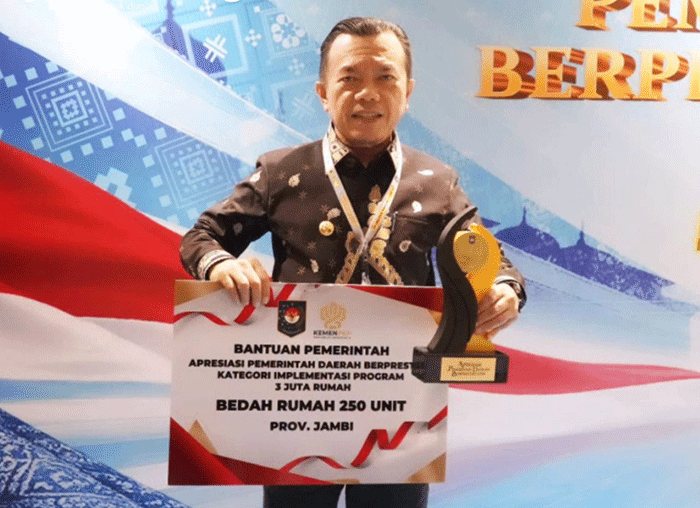 Jambi meraih penghargaan Program 3 Juta Rumah