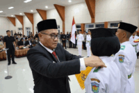 Wali Kota Alfin Kukuhkan 30 Paskibraka Sungai Penuh