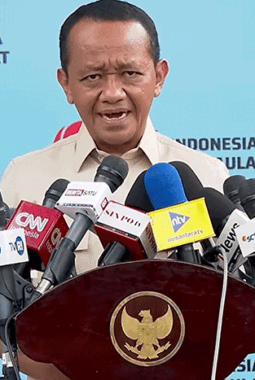 Bahlil Beri Peringatan Keras, Desil 9-10 Diminta Tinggalkan BBM Subsidi