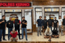 Staresnarkoba Polres Kerinci saat Meringkus Tersangka.