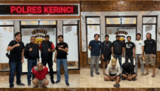 Staresnarkoba Polres Kerinci saat Meringkus Tersangka.
