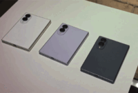 Samsung Galaxy Z Fold 8. Foto: Habib Allbi Ferdian/kumparan
