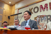 Ketua Komisi III DPR RI sekaligus Wakil Ketua Umum Partai Gerindra Habiburokhman gelar konferensi pers Komisi III DPR RI soal RUU Perampasan Aset di DPR, Senin (13/7). Foto: Abid Raihan/kumparan