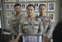 AKBP Rovan Ricard Mahenu (tengah). Foto: Dok. Pribadi