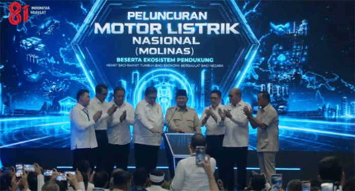 Presiden Prabowo luncurkan motor listrik nasional beserta ekosistem pendukung di Bekasi, Kamis (13/8/2026). Foto: YouTube/ Sekretariat Presiden