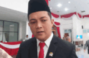 Pemerintah pusat memberikan bantuan 500 titik sumur bor, satu helikopter water bombing, dan sepeda motor untuk memperkuat penanganan karhutla di Provinsi Jambi.