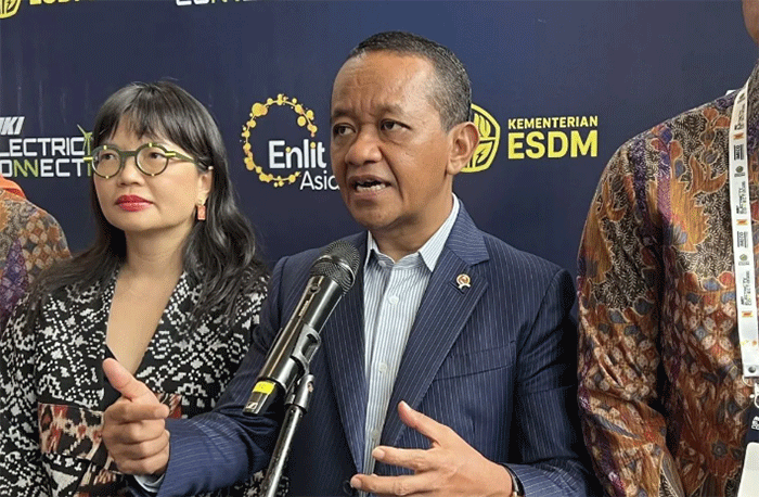 Menteri Energi dan Sumber Daya Mineral (ESDM) Bahlil Lahadalia memberi keterangan setelah menghadiri acara Electricity Connect 2026 yang digelar di Tangerang, Banten, Selasa (22/9/2026). (ANTARA/Putu Indah Savitri)