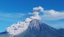 Erupsi Gunung Semeru 