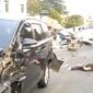 Kecelakaan Beruntun merenggut tiga koranan satu keluarga di kecamatan Kembang Jakbar.
