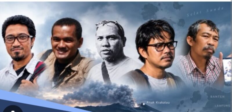 Dok lima jurnalis yang hilang saat meliput erupsi Anak krakatau diselat sunda
