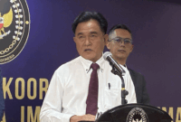 Menteri Koordinator Bidang Hukum, HAM, Imigrasi, dan Pemasyarakatan (Menko Kumham Imipas) Yusril Ihza Mahendra dalam konferensi pers di kantor Kementerian Imipas, Jakarta, Rabu (22/7/2026).(KOMPAS.com/HARYANTI PUSPA SARI )