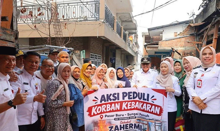Wako Alfin menyambangi korban kebakaran Pasar Baru dan menyalurkan bantuan berupa logistik, makanan, kesehatan, serta bahan bangunan.