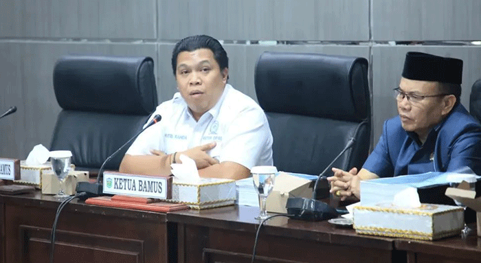 Rapat Bamus DPRD Kota Sungai Penuh menetapkan jadwal paripurna pengucapan sumpah anggota PAW periode 2024–2029.