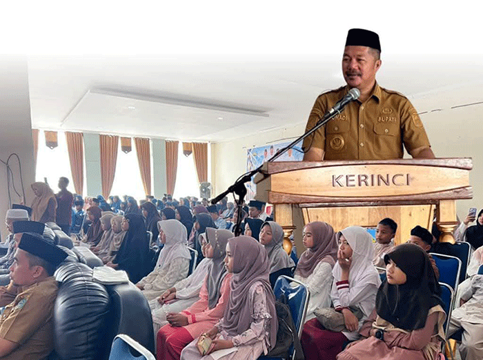 Bupati Monadi membuka Seleksi Beasiswa Kerinci Cerdas 2026 cabang Hafidz Al-Qur’an untuk mencetak generasi Qur’ani yang cerdas dan berakhlak mulia.