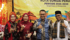 Wali Kota Alfin melantik pengurus PKPS Sungai Penuh periode 2025–2030 dan mengajak masyarakat memperkuat persatuan, melestarikan budaya, serta mendukung pembangunan daerah.