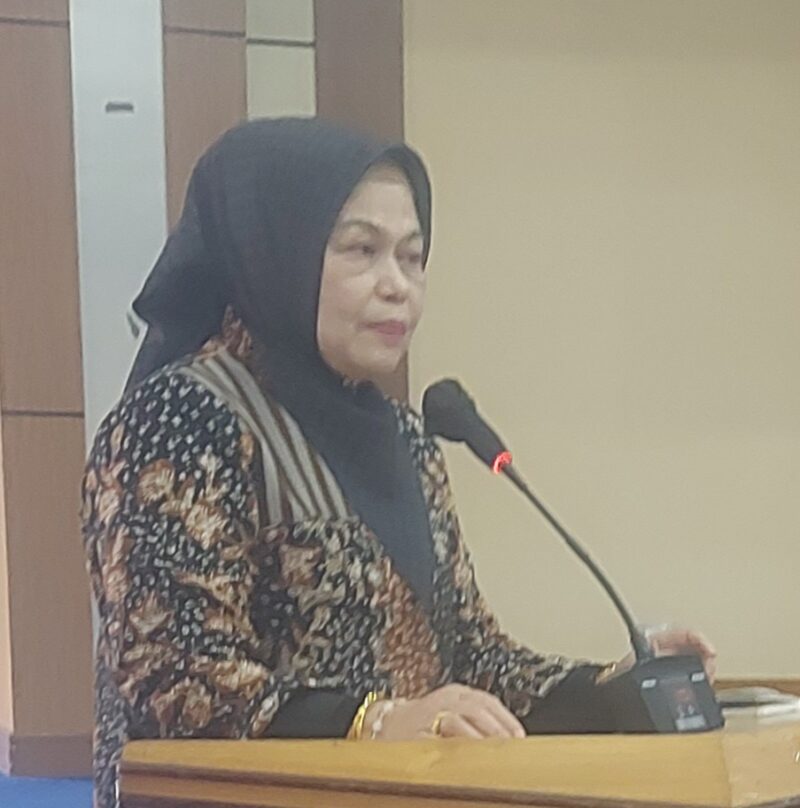Senator Senior Hj Elviana Anggota DPD RI Davil Jambi.