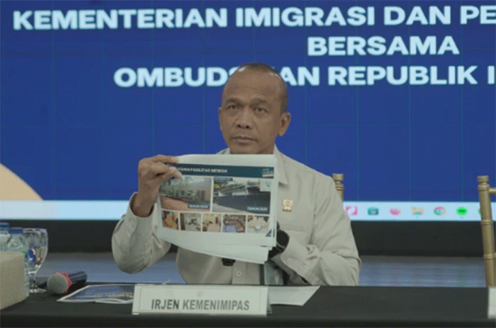 Konferensi pers bersama antara Kementerian Imigrasi dan Pemasyarakatan (IMIPAS) dan Ombudsman Republik Indonesia terkait temuan sidak di Lapas Kelas 2A Cibinong, Senin (5/10/2026). Foto: Dok. Kemenimipas