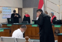 Eksepsi Anggasana Siboro dalam kasus dugaan korupsi lahan Ujung Jabung ditolak di Pengadilan Tipikor Jambi, Selasa (13/10/2026). 