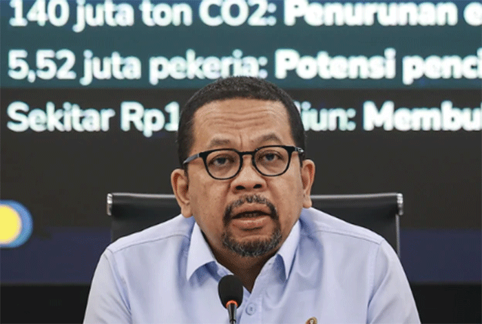 Kepala Badan Komunikasi Pemerintah (Bakom) RI Muhammad Qodari menyampaikan paparan pada konferensi pers perkembangan PHTC dan transformasi layanan kesehatan nasional di Auditorium Kantor Bakom RI, Jakarta, Rabu (30/9/2026). Foto: Dhemas Reviyanto/ANTARA FOTO