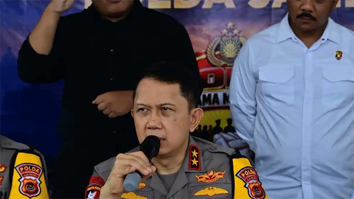 Polda Jambi mengungkap 32 kasus PETI sepanjang Januari–Oktober 2026 dengan 71 tersangka, menyita 3,5 kilogram emas, 12 alat berat, satu mobil, dan uang tunai Rp108 juta.