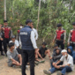 Tim Polda Jambi bersama Polres Muaro Jambi saat mengamankan para pelaku pengguna dan pengedar narkoba di daerah sarang narkoba di Kabupaten Muaro Jambi